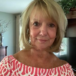 Meet your Posher, Linda